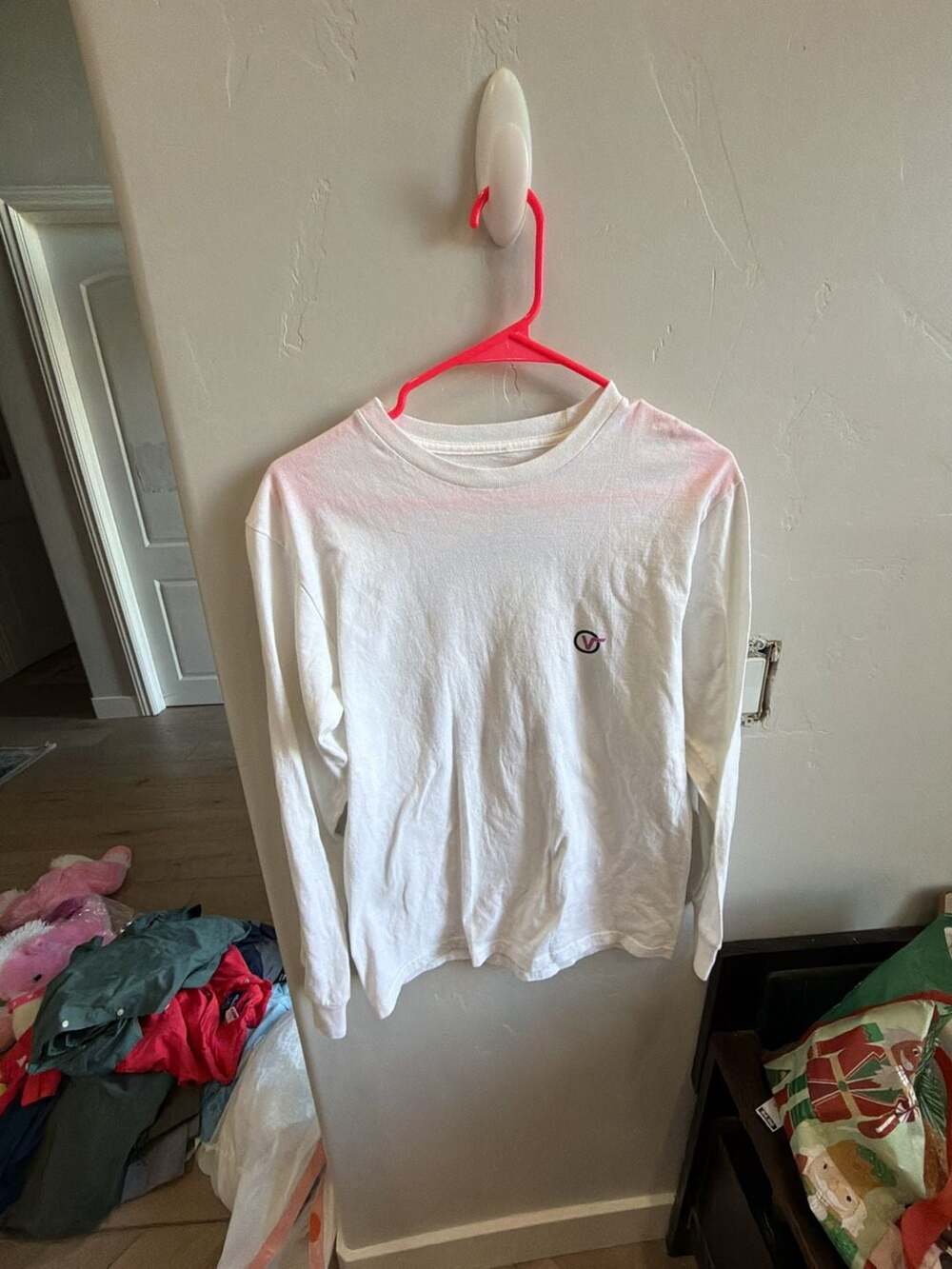 Vans Off The Wall Classic Fit Purple Circle V Logo Long Sleeve T-Shirt